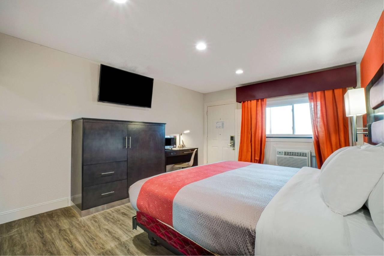 6 Bellville, Oh Motel 2*