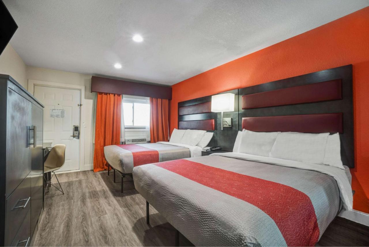 Motel 6 Bellville, Oh